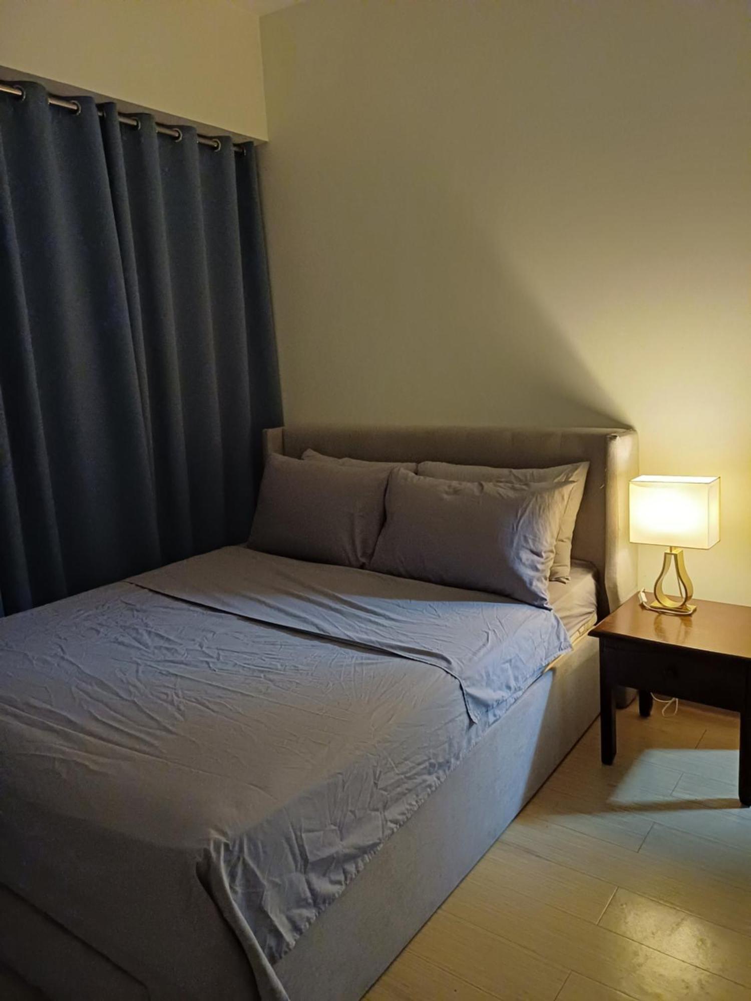 Roxas Blvd Stunning Studio Condo Near Us Embassy Манила Экстерьер фото