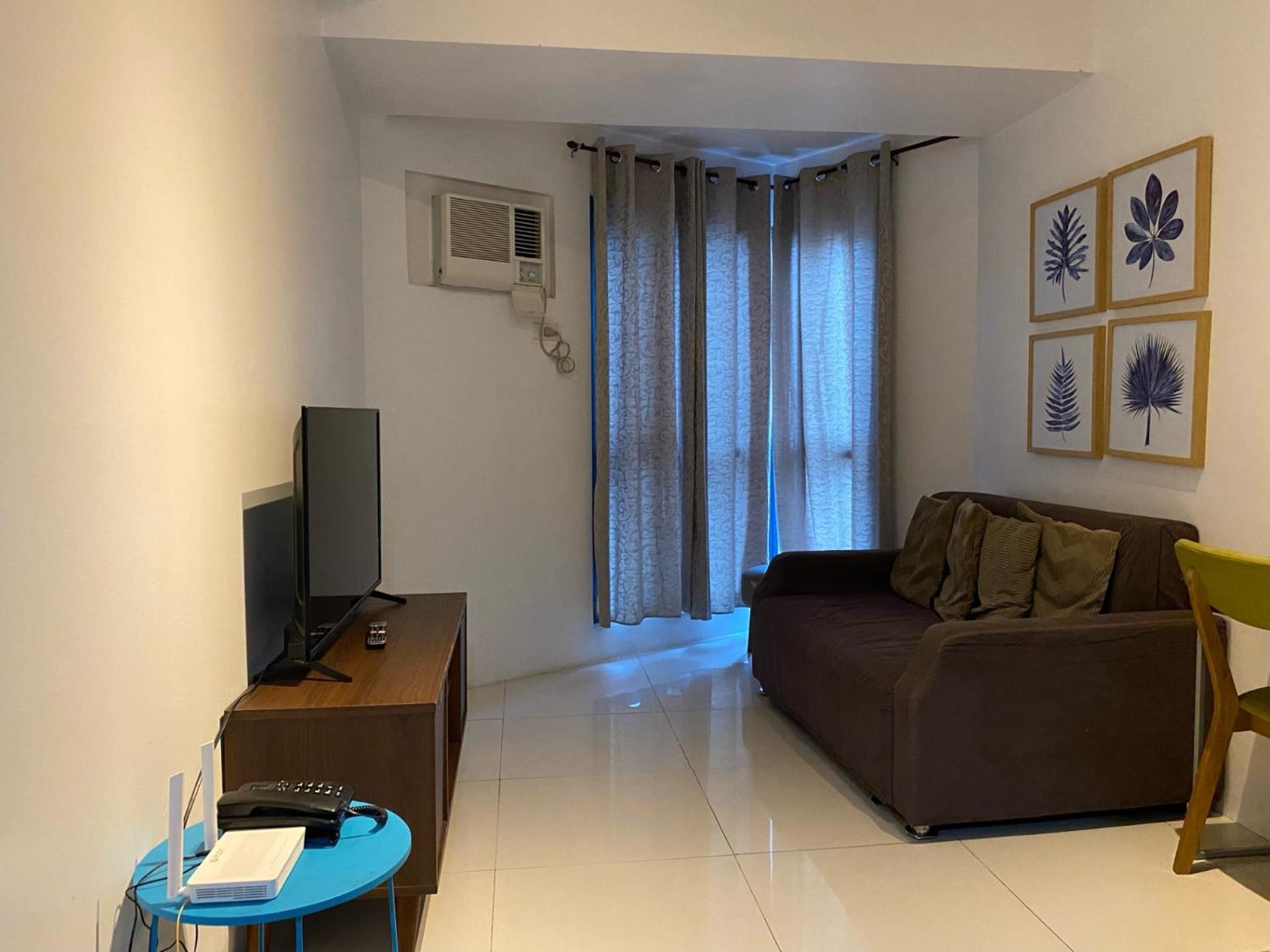 Roxas Blvd Stunning Studio Condo Near Us Embassy Манила Экстерьер фото