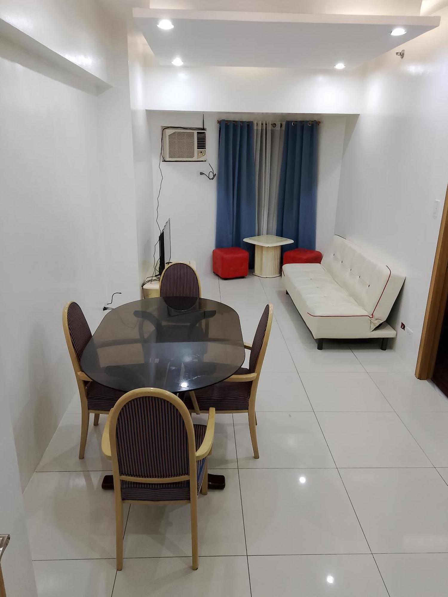 Roxas Blvd Stunning Studio Condo Near Us Embassy Манила Экстерьер фото