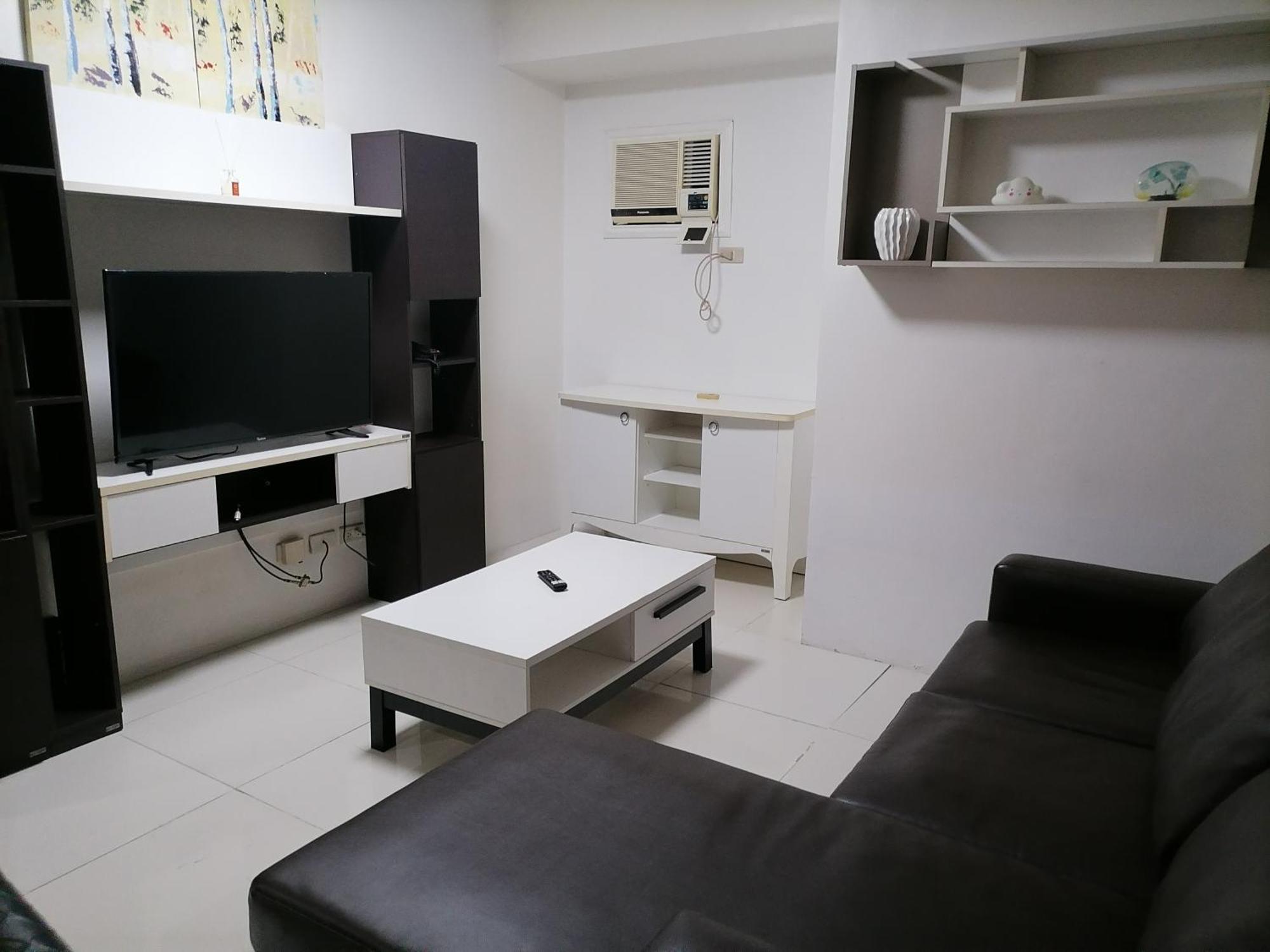 Roxas Blvd Stunning Studio Condo Near Us Embassy Манила Экстерьер фото