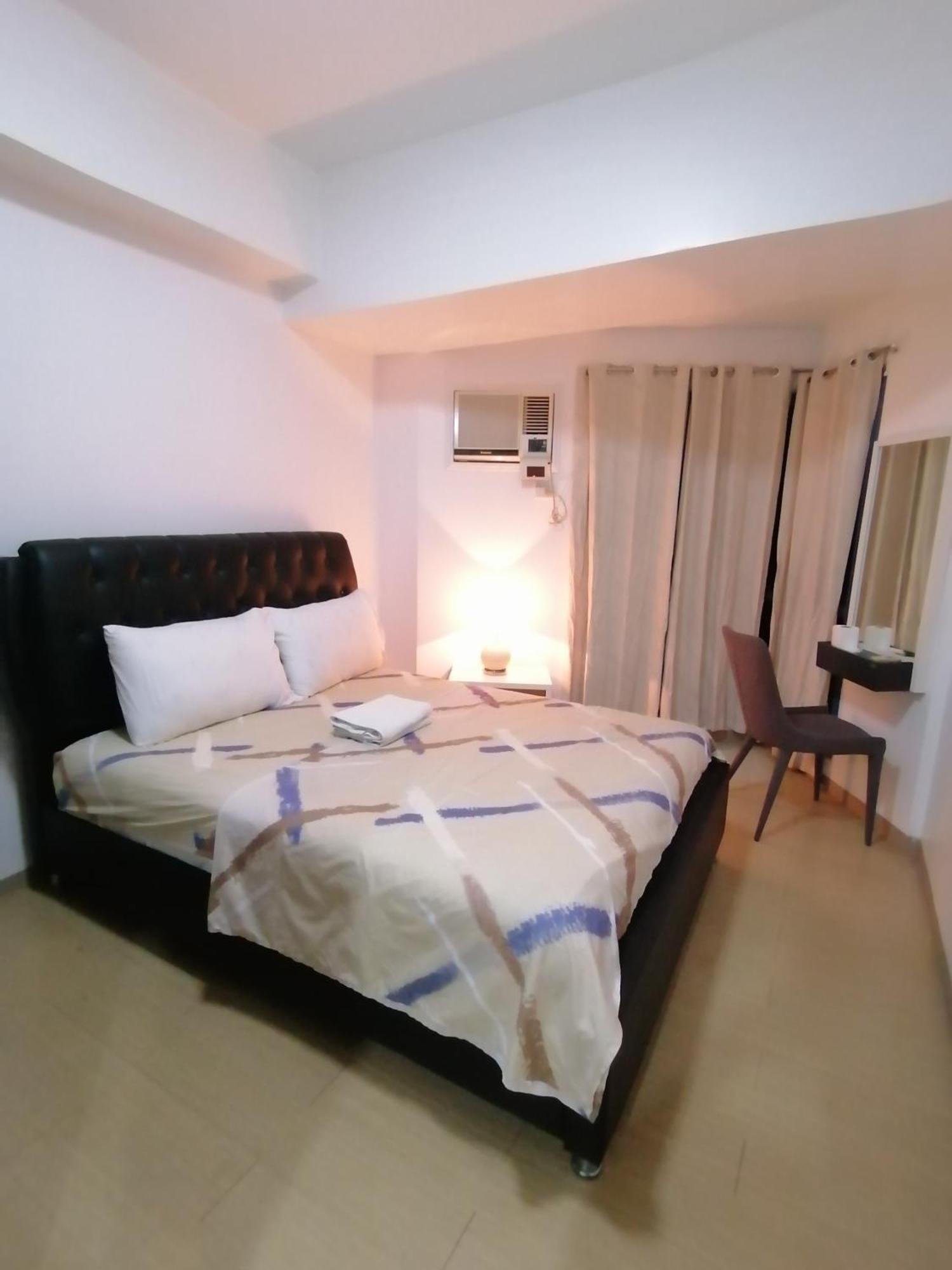 Roxas Blvd Stunning Studio Condo Near Us Embassy Манила Экстерьер фото